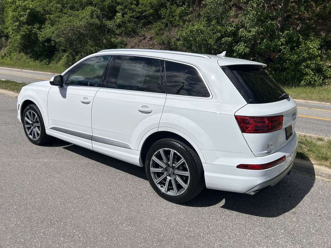 Used 2017 Audi Q7 3.0T Premium Plus AWD/4WD image 4