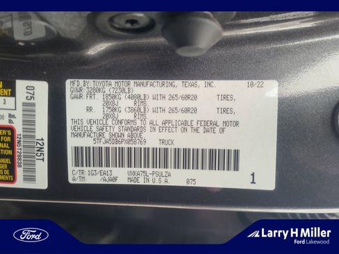 Used 2023 Toyota Tundra Limited w/ Power Package image 25