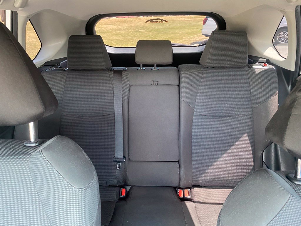Used 2021 Toyota RAV4 LE FWD image 27