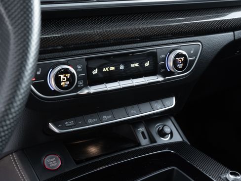 Certified 2022 Audi SQ5 Premium Plus w/ Premium Plus Package image 16