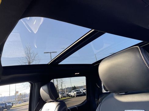 Used 2022 Ford F250 Platinum image 19