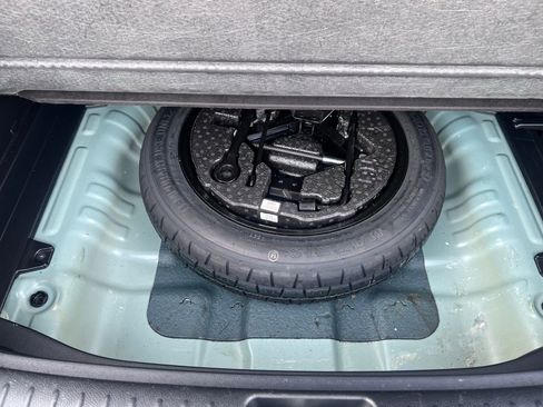 Used 2024 Kia Seltos S AWD/4WD image 13