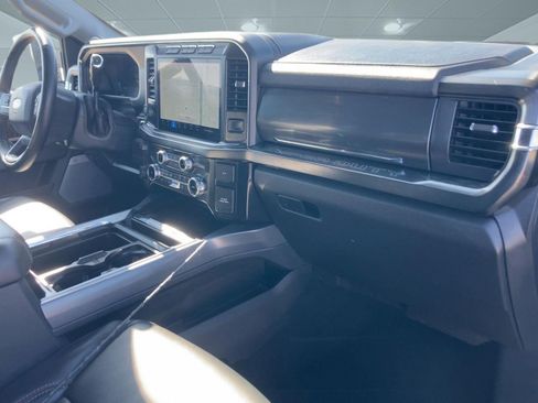 Used 2024 Ford F250 Lariat w/ Lariat Ultimate Package image 21