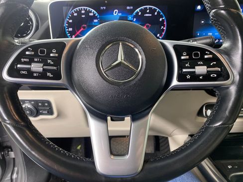 Used 2021 Mercedes-Benz GLA 250 4MATIC image 14