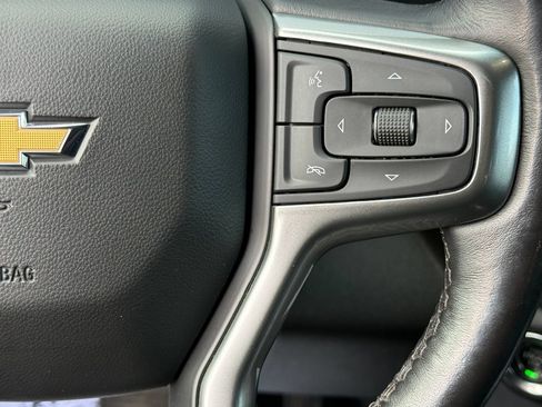 Used 2022 Chevrolet Silverado 1500 LT AWD/4WD image 12