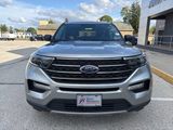 Certified 2022 Ford Explorer XLT w/ Equipment Group 202A image 3