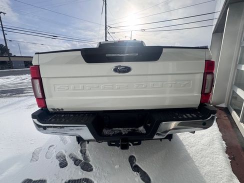 Used 2022 Ford F350 Lariat w/ Lariat Ultimate Package image 4