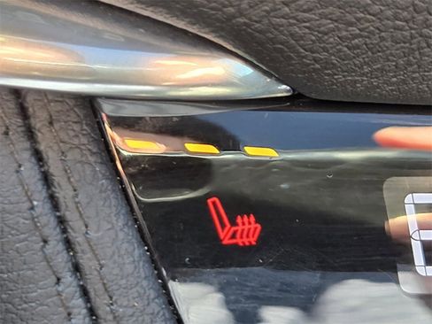 Used 2021 Cadillac XT5 Premium Luxury image 21