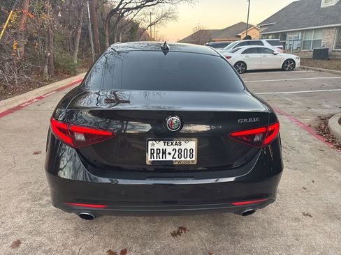 Used 2020 Alfa Romeo Giulia Ti w/ Active Blind Spot Package image 10
