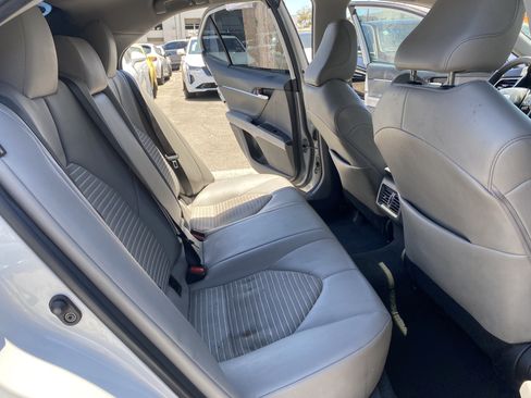 Used 2022 Toyota Camry SE w/ Audio Upgrade Package FWD image 20