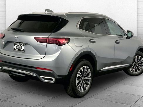 Used 2025 Buick Envision Preferred AWD/4WD image 13