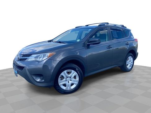 Used 2015 Toyota RAV4 LE AWD/4WD image 1