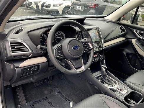 Certified 2022 Subaru Forester Limited image 15