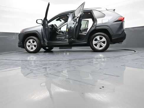 Used 2019 Toyota RAV4 XLE w/ Convenience Package AWD/4WD image 50