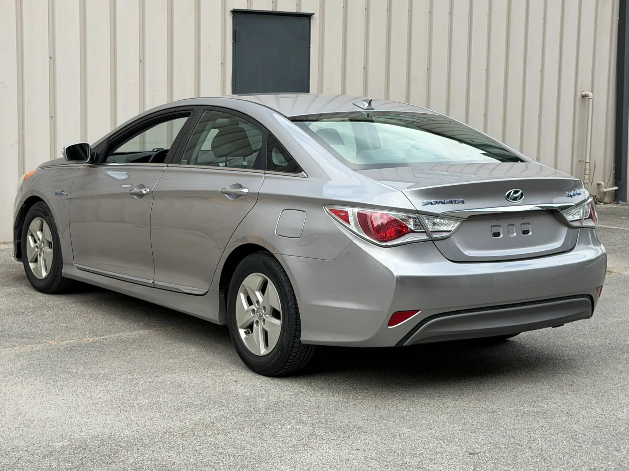 Used 2012 Hyundai Sonata Hybrid FWD image 5