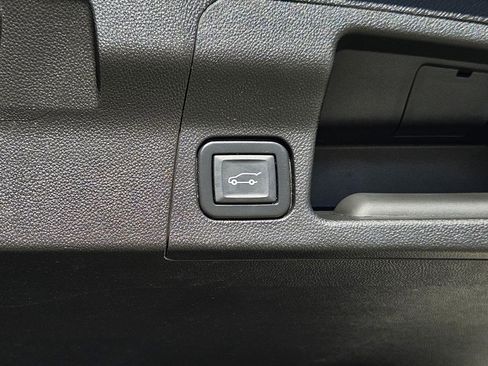 Used 2020 GMC Acadia AT4 w/ Driver Alert Package II image 10