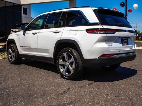 Used 2023 Jeep Grand Cherokee 4WD 4xe image 4