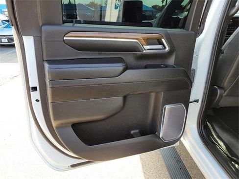 Certified 2024 Chevrolet Silverado 2500 High Country w/ Technology Package image 19