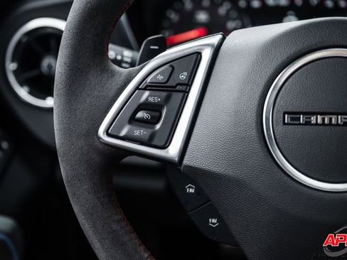 Used 2020 Chevrolet Camaro ZL1 image 78