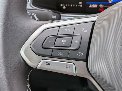 New 2026 Volkswagen Taos SE image 22