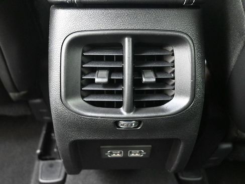 Used 2021 Jeep Cherokee Latitude Lux 80th Anniv w/ Quick Order Package 26U 80TH image 21