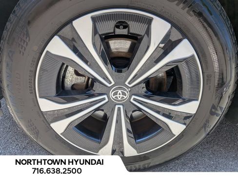 Used 2024 Toyota bZ4X AWD w/ Weather Package image 39