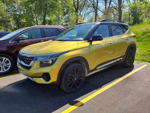 Certified 2023 Kia Seltos Nightfall Edition AWD/4WD image 5