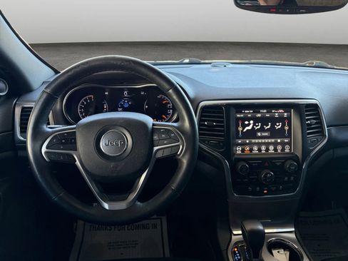 Used 2018 Jeep Grand Cherokee Altitude image 27