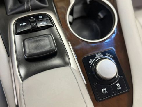 Used 2016 Lexus RX 450h FWD image 30