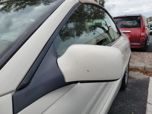 Used 2004 Volvo C70 HT image 6