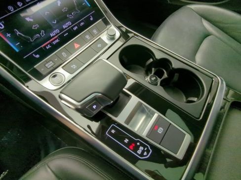 Used 2023 Audi Q7 3.0T Premium Plus w/ Premium Plus Package AWD/4WD image 20