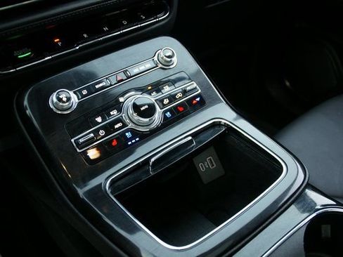 Used 2023 Lincoln Nautilus Reserve w/ Equipment Group 201A image 27