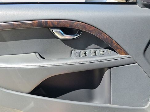 Used 2016 Volvo XC70 T5 Premier w/ Proximity Package image 21