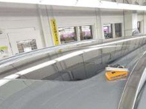 Used 2025 Volvo XC90 T8 Plus image 11