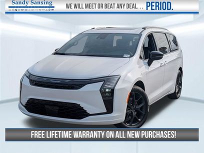 New 2027 Chrysler Pacifica Limited w/ S Appearance Package