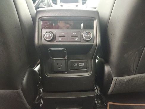 Used 2023 GMC Acadia AT4 w/ Preferred Package image 12