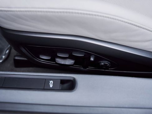 Used 2021 Porsche 911 Turbo S image 35