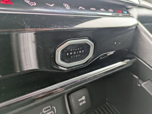 New 2026 Jeep Grand Cherokee Altitude image 23