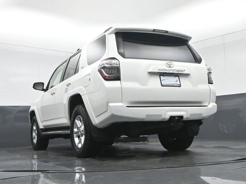 Used 2019 Toyota 4Runner SR5 image 58