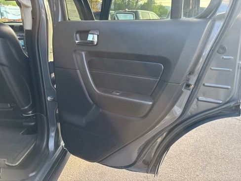 Used 2008 HUMMER H3 Alpha image 21