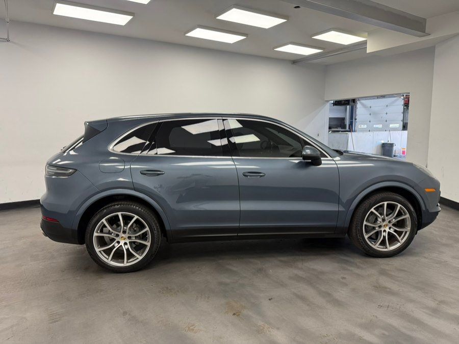 Used 2019 Porsche Cayenne S w/ Premium Plus Package AWD/4WD image 10