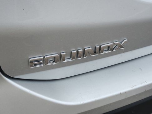 Used 2022 Chevrolet Equinox LT image 24