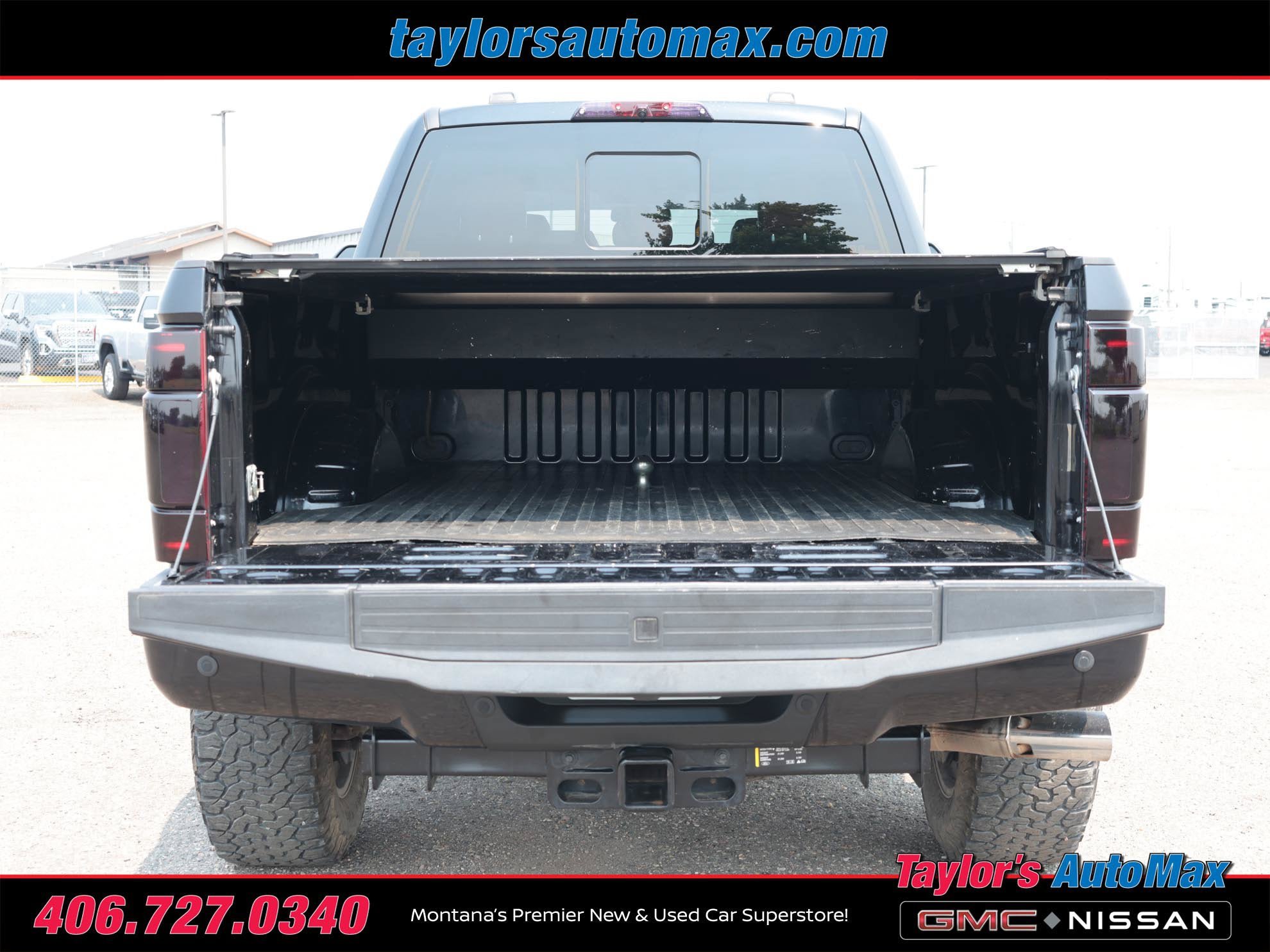 Used 2022 Ford F350 Platinum w/ FX4 Off-Road Package AWD/4WD image 44
