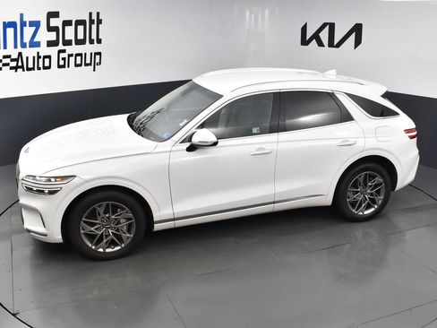 Used 2025 Genesis GV70 2.5T AWD/4WD image 10