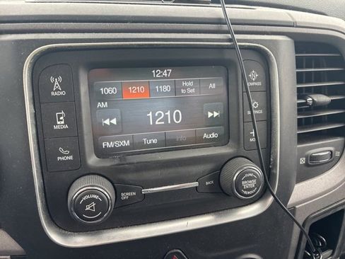 Used 2014 RAM 1500 Express image 8