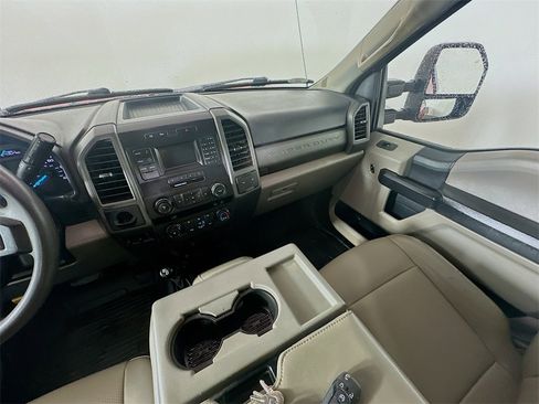 Used 2019 Ford F450 XL w/ Power Equipment Group image 11