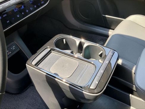 New 2026 Hyundai Ioniq 5 SEL RWD image 8