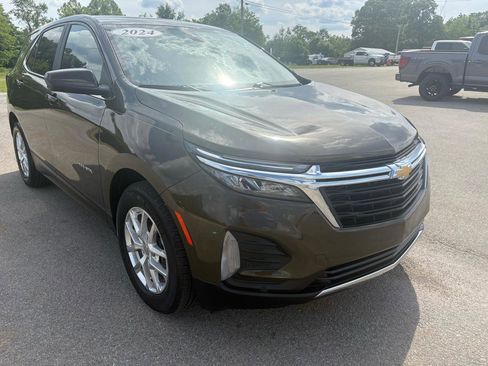 Used 2024 Chevrolet Equinox LT FWD image 1