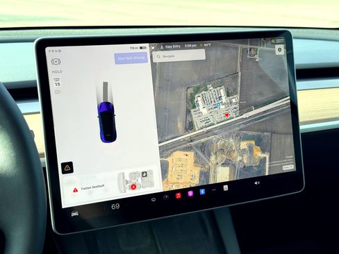 Used 2024 Tesla Model Y Long Range image 27