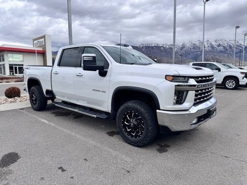 Used 2020 Chevrolet Silverado 2500 LTZ w/ Technology Package image 11